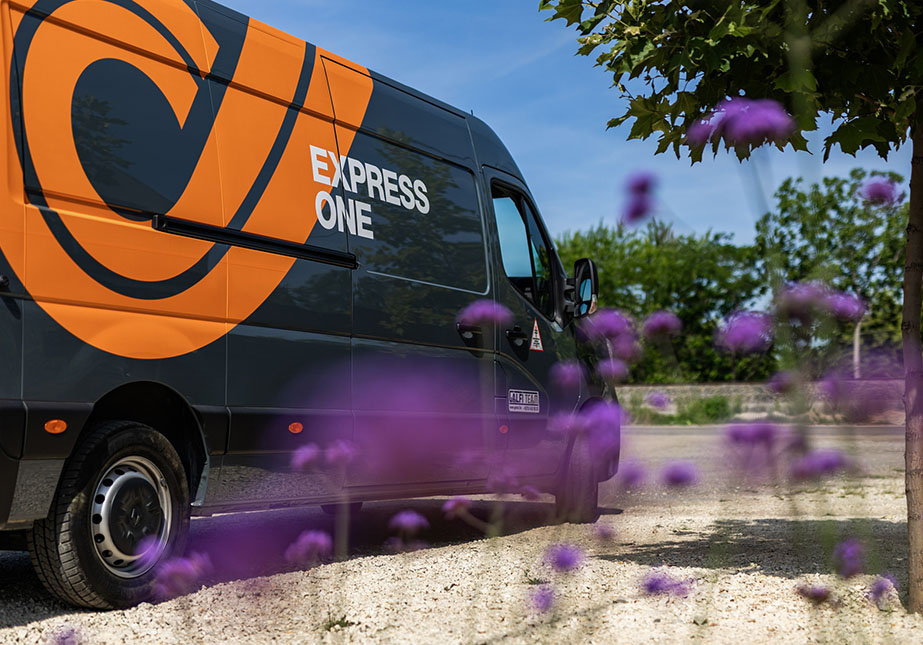 Express One, áru fuvarozás hírlevél
